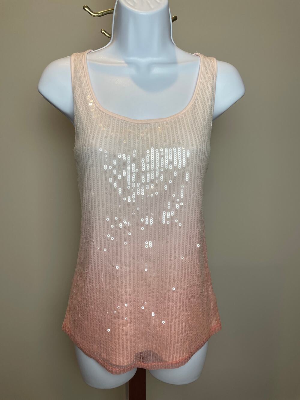 Chico’s Pink Cotton Sequin Top Size 0 Standard Size S Monochromatic Fade
